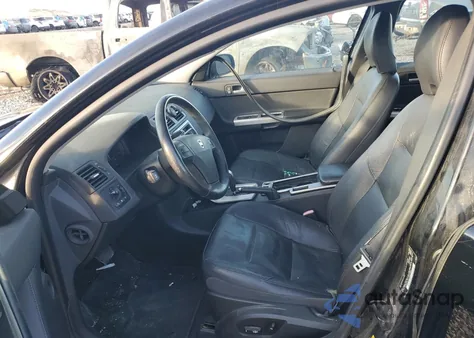 2010 Volvo S40 2.4I из США, поврежденный, VIN YV1390MS5A2491907